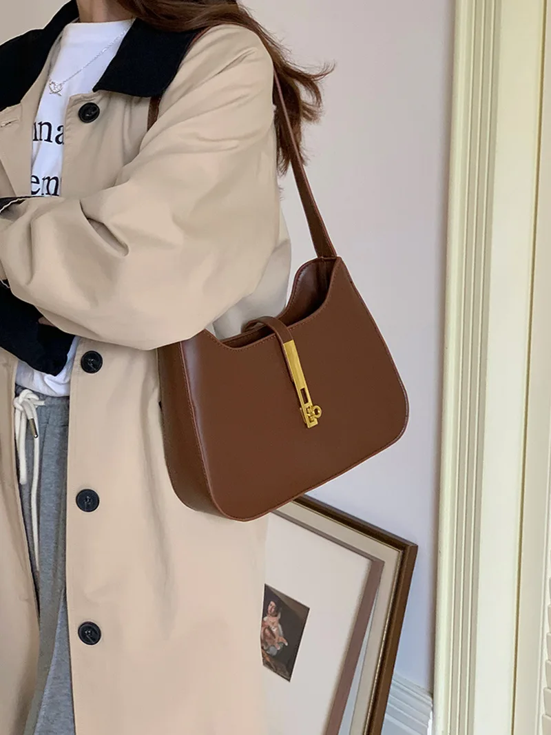 

Простая модная сумка-рюкзак для мужчин и женщин с буквенным логотипом и высококачественным минималистичным дизайном