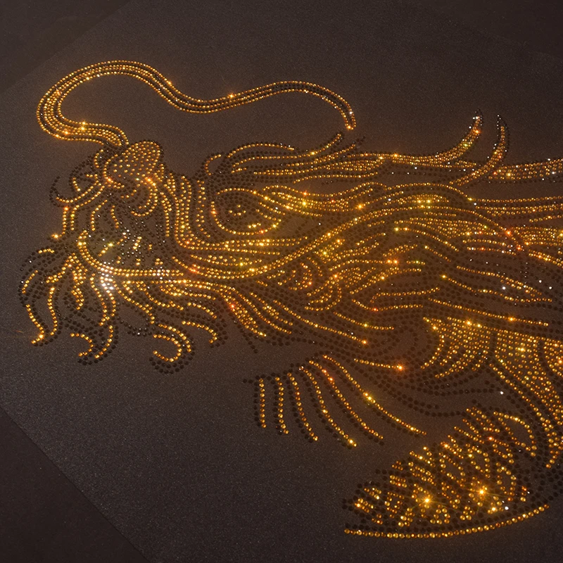 صنبور الكي عالي الجودة من حجر الراين DIY للقمصان والجينز والبلوزات كإكسسوارات الملابس