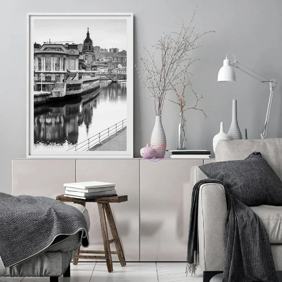 

Spain Bilbao Poster Black And White Print Travel Art Canvas Painting Wall Picture Home Decor quadro cuadros