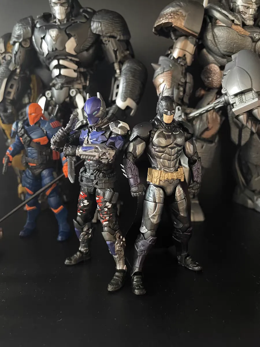 Batman Arkham Ritter Blind Box Figur F5 runde Kultur Deathstroke rote Haube Action figuren Sammlungen Modell Kinder Spielzeug Geschenk