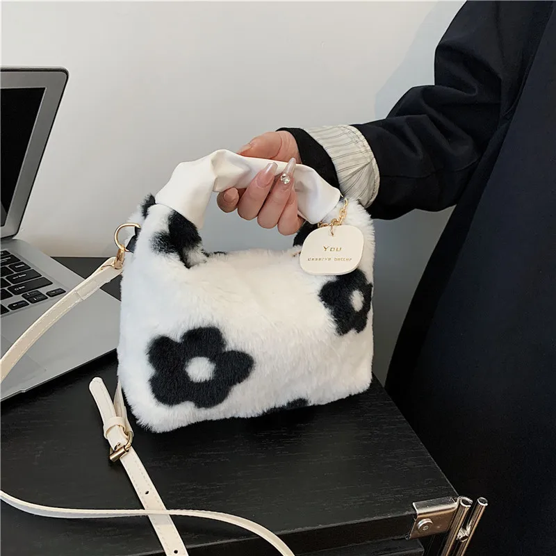 Plush Crossbody Bags for Women Purses and Handbags Fashionable Kids Bags for Girl Versatile Chain Handbag Designer Bag Bolsa Sac