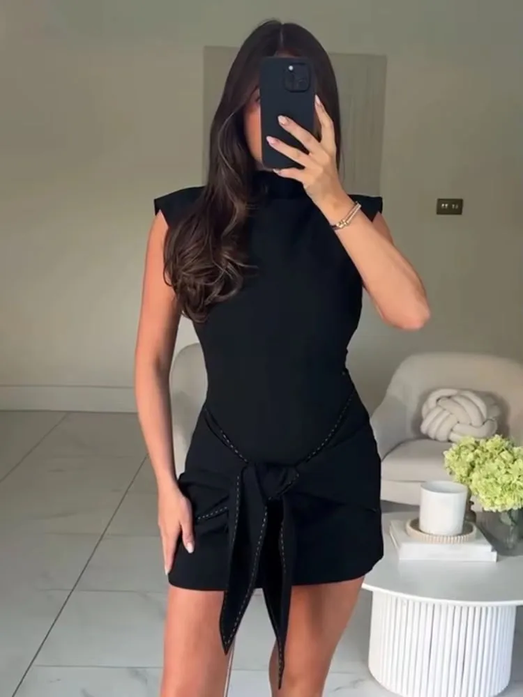 

HH Woman Spring Fashion Round Neck Sleeveless Slim Fit Bow Decoration Short Dress Female Casual Princess Style Party Dress