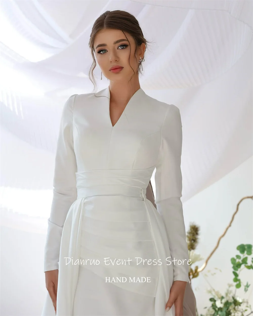 Dianruo Elegante scollo a V abito da sposa bianco in raso A Line Vestido De Noiva romantico abito da sera lungo fino al pavimento increspato personalizzato