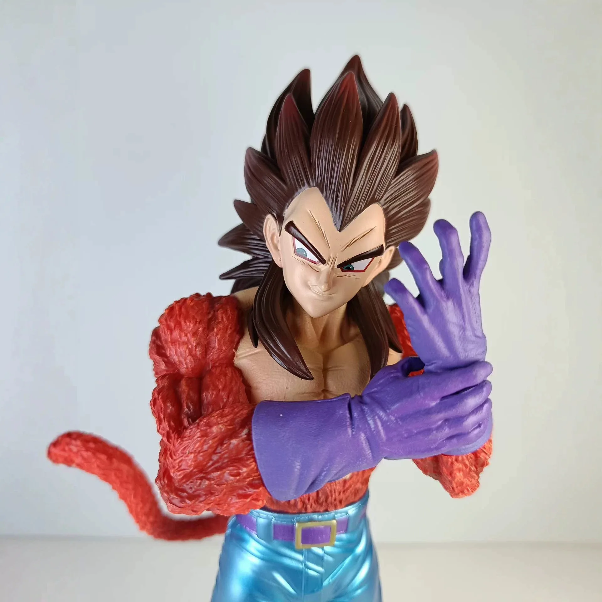 

Super Saiyan 4 Vegeta Standing Statue, Boxed Collectible, Desktop Decoration Ornament, Collection Gift For Anime Lovers