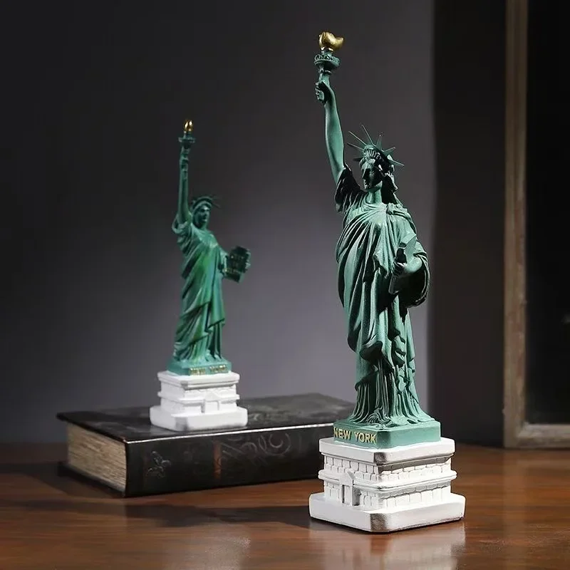 Statue of Liberty Model Desk Accessories Collectibles Travel Souvenirs New York Office Home Interior Room Decoration Ornaments