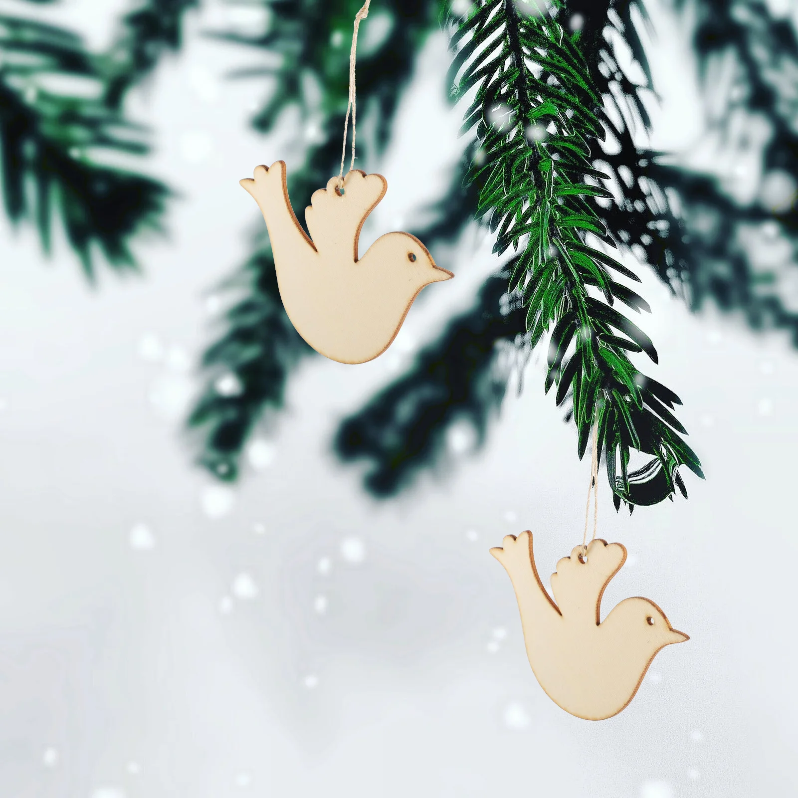 

50pcs Wooden Christmas Bird Ornaments Unpainted Wood Slices Diy Craft For Kids Graffiti Festival Decor Hanging Pendant Xmas