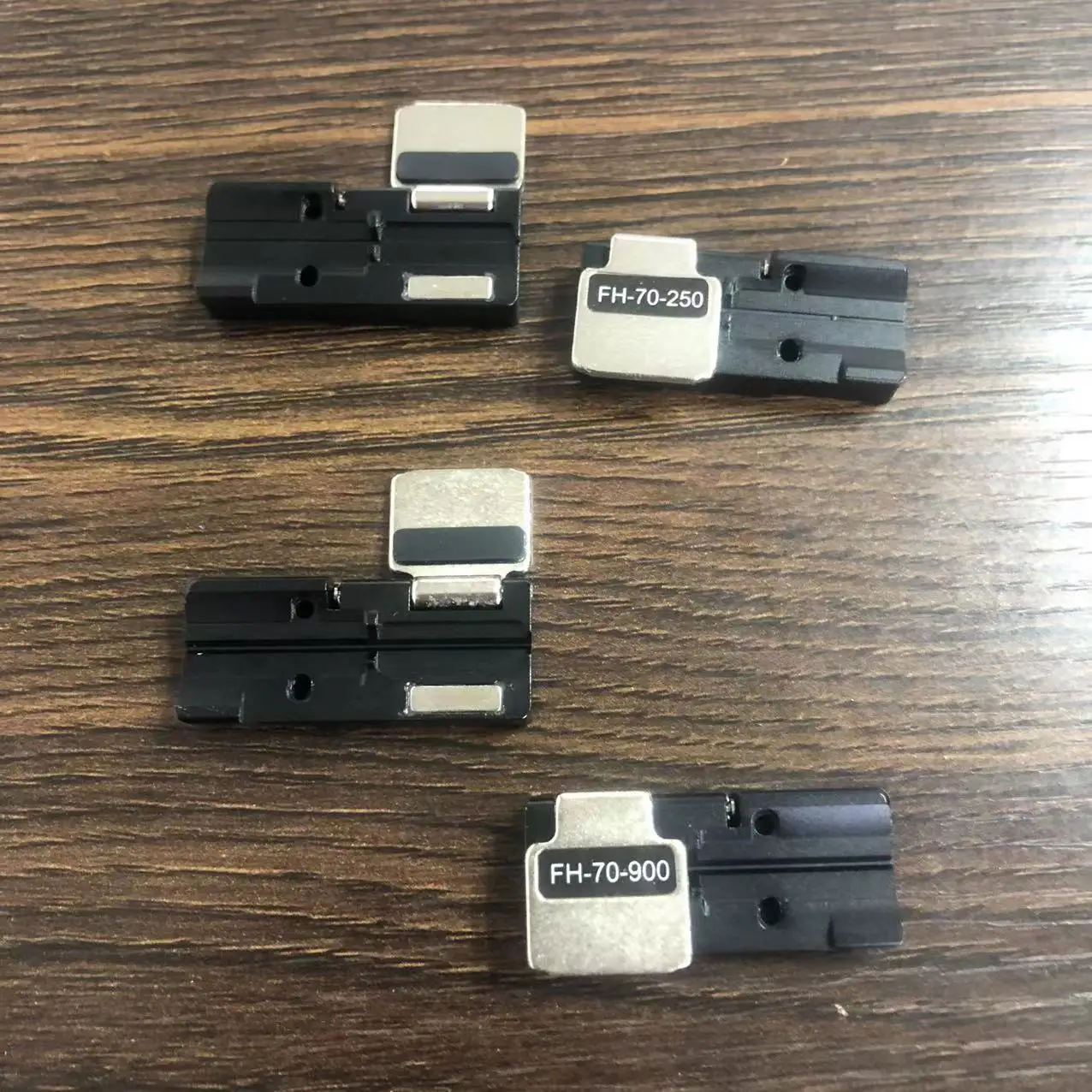 Single Fiber Holder FH-70-250 FH-70-900 For Fusion Splicer FSM-80S 87S FSM-22S 21S FSM-60S FSM-38S FSM-70S FSM-50R 60R 70R 88R