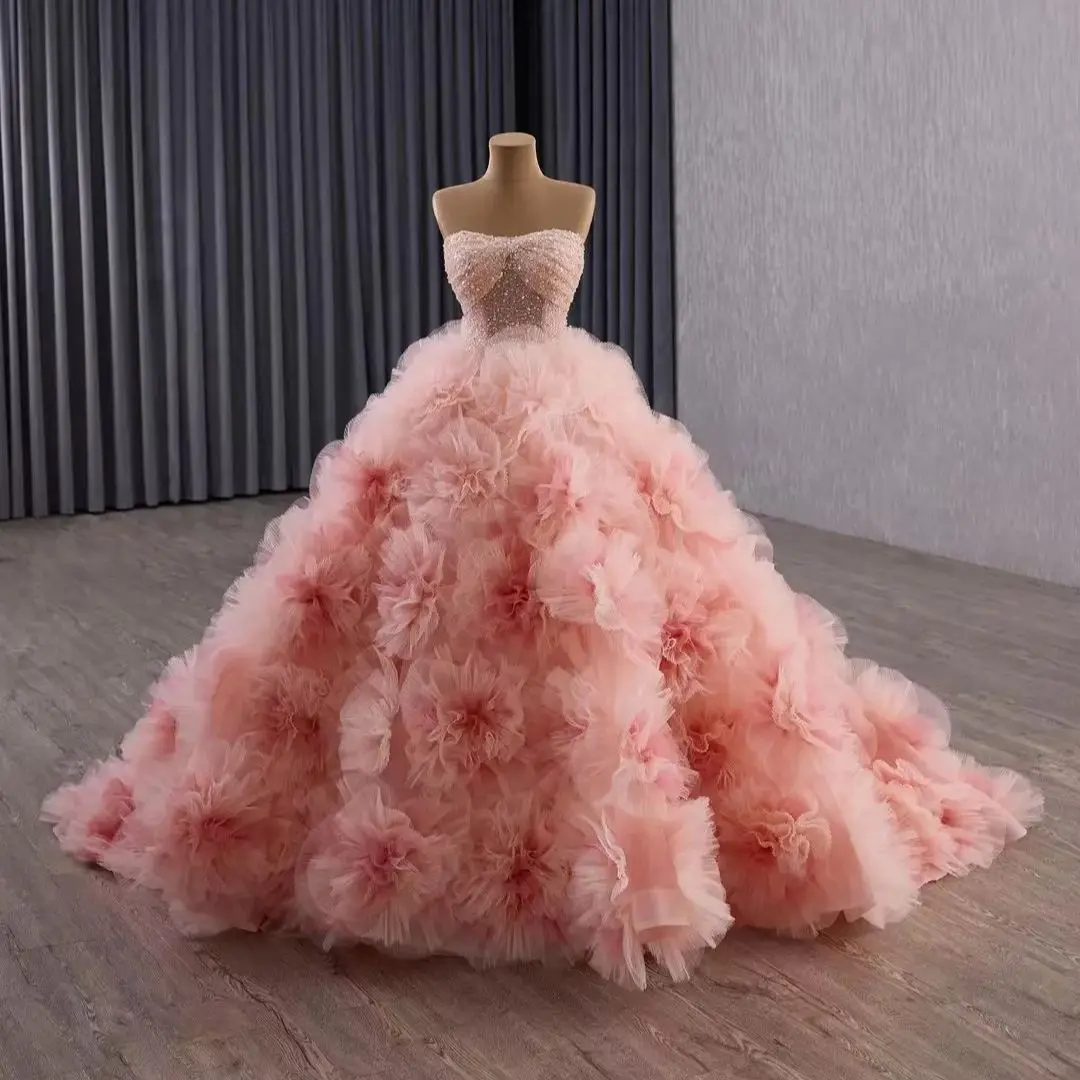 

Pink Puffy Quinceanera Dresses Ball Gown Sweetheart Pearls Ruffles Mexican Sweet 16 Dresses 15 Anos Customized