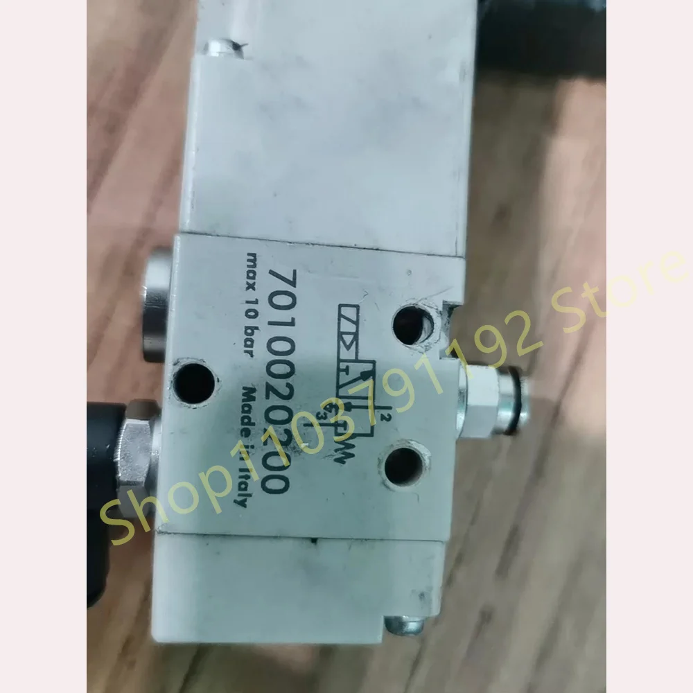 high quality Solenoid Valve 7010020200