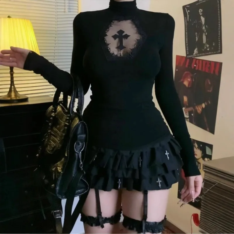 Camisa básica picante para niña, Top de calle Retro con cuello alto ligeramente transparente y Cruz gótica oscura para mujer
