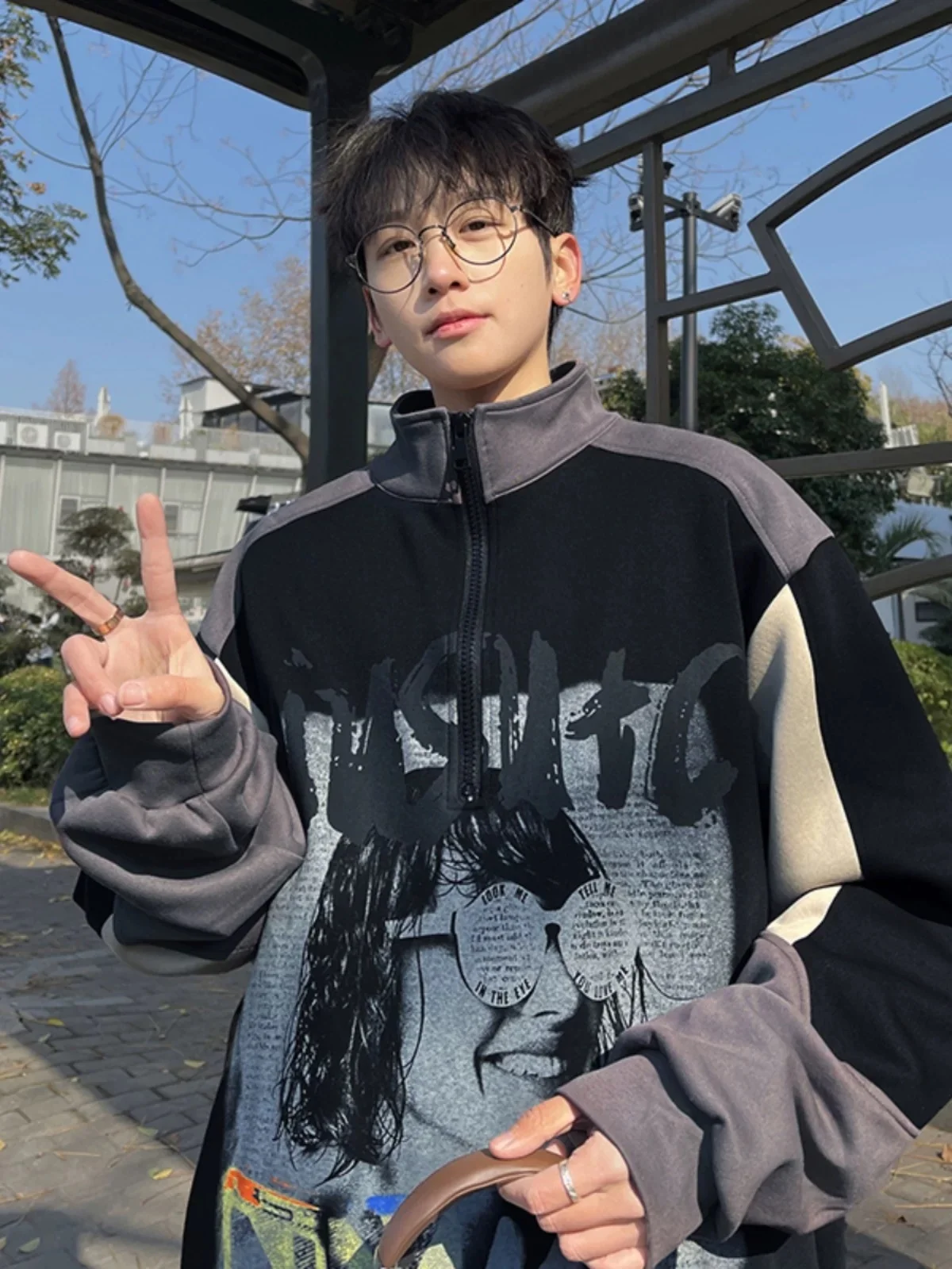 

Mens No Hat Hoodies Y2K Graphic Leopard Pattern Animal Print Bold StateMenst Savage Design Wild Aesthetic Unique Expression Boxy
