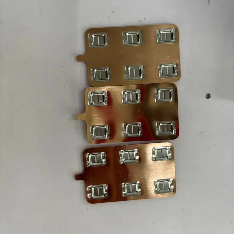 21700-8S3P 25.6V12A بطارية الطاقة الخارجية مزيج سبائك النحاس بطارية اتصال قطاع 0.3 مللي متر القدرة الحالية 200A 10SET