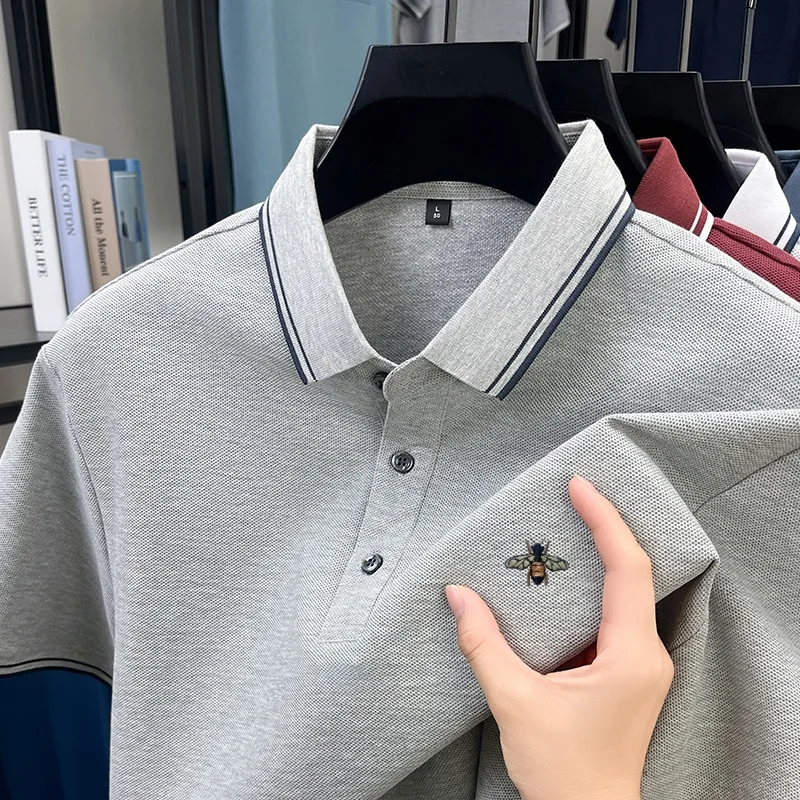 100% Baumwolle 2026 Neue Sommermode Bienenmuster Poloshirt Business Pendler-Oberteil Komfort Revers T-Shirt Neuestes Herren Kurzarmhemd