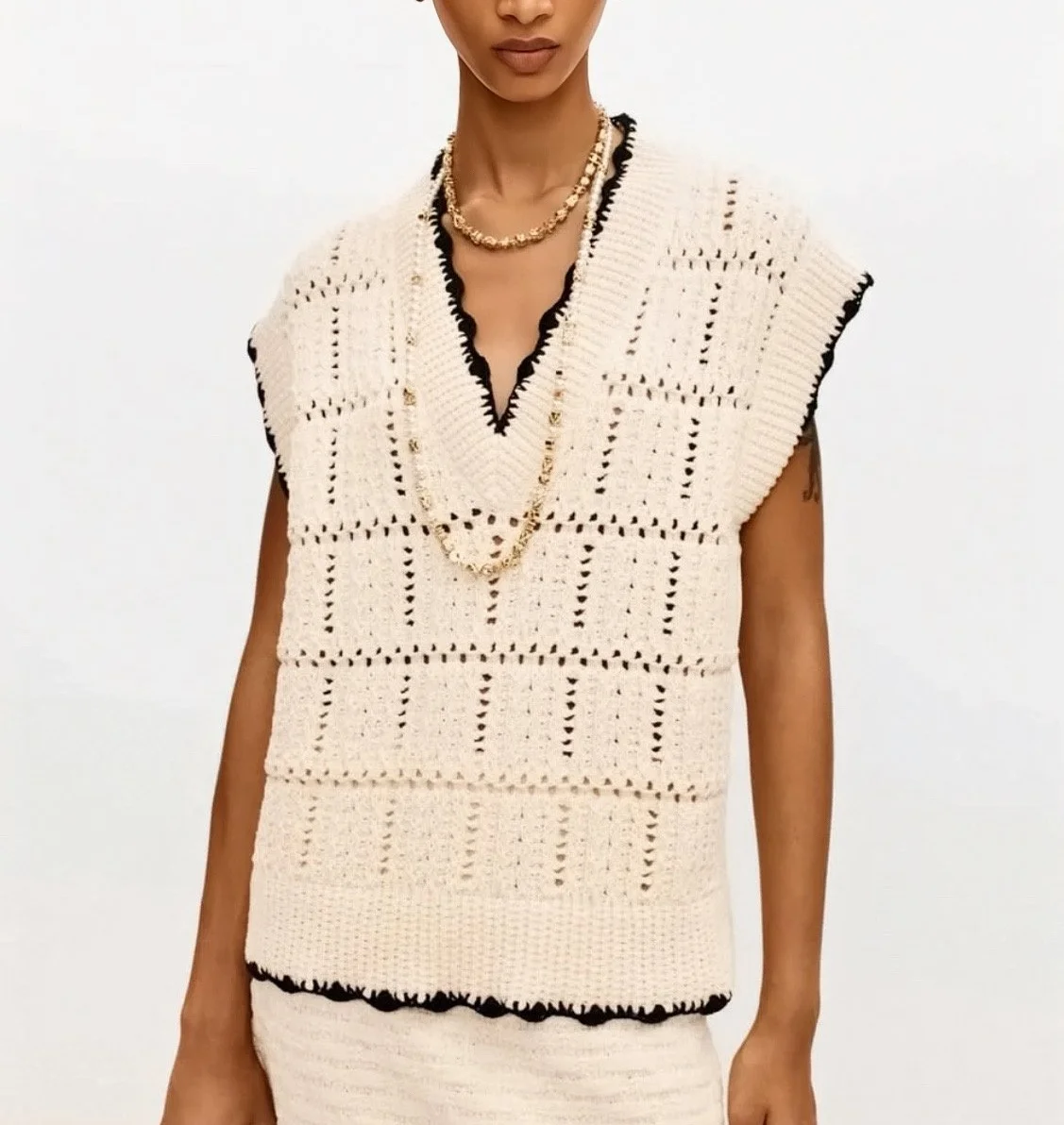 

Женский вязаный жилет с V-образным вырезом, кружевной, повседневный, свободный пуловер, летняя модная уличная одежда, трендовый женский трикотаж, белый, черный