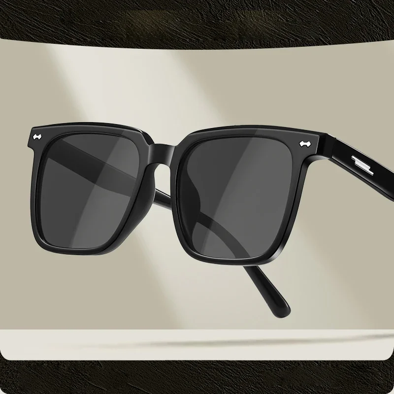 

GUZTAG Brand New Sunglasses Unisex Retro TR90 Sunglasses Polarized UV400 Lens Vintage Eyewear Sun Glasses For Men/Women G5803