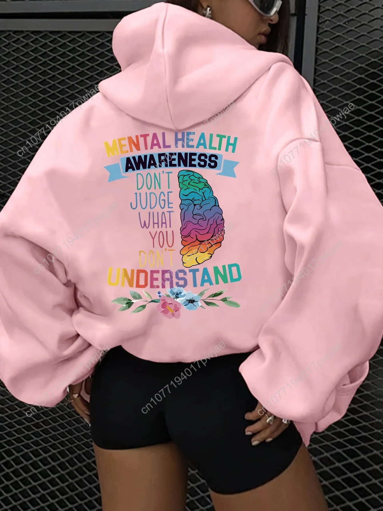 Sweat à capuche grande taille pour femmes, sensibilisation à la santé mentale, "Ne jugez pas ce que vous ne comprenez pas", graphique cérébral coloré, polyester confortable