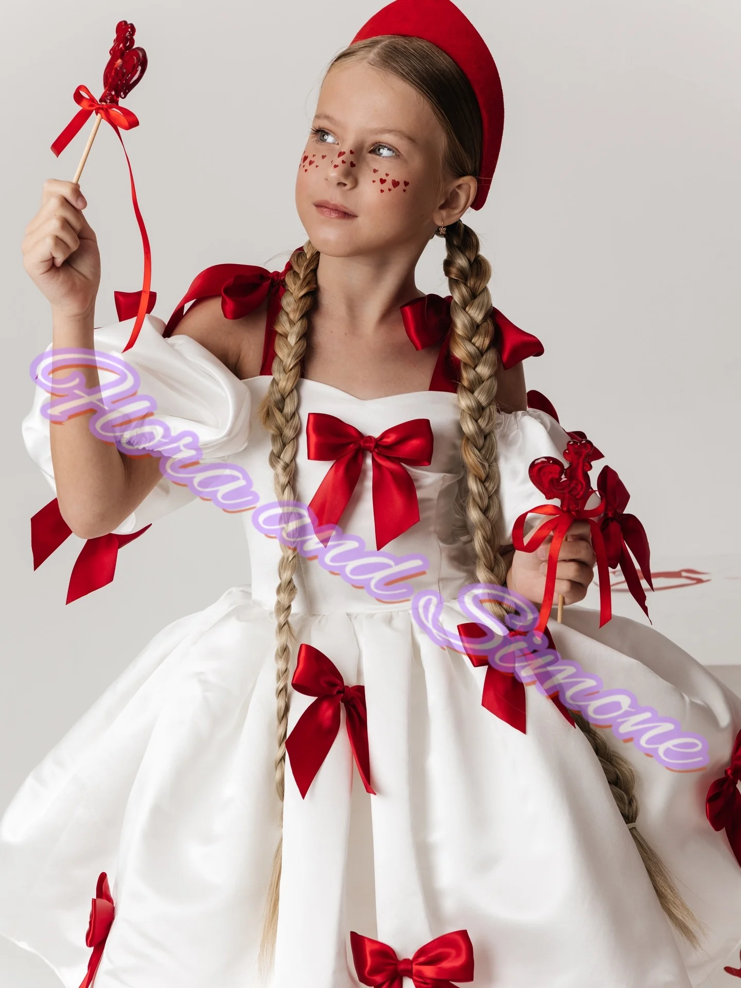 فساتين فتاة الزهور مكشوفة الكتفين من الساتان بفيونكة حمراء بطول الركبة وأكمام قصيرة منتفخة لحفلات أعياد الميلاد فستان أطفال مخصص #3