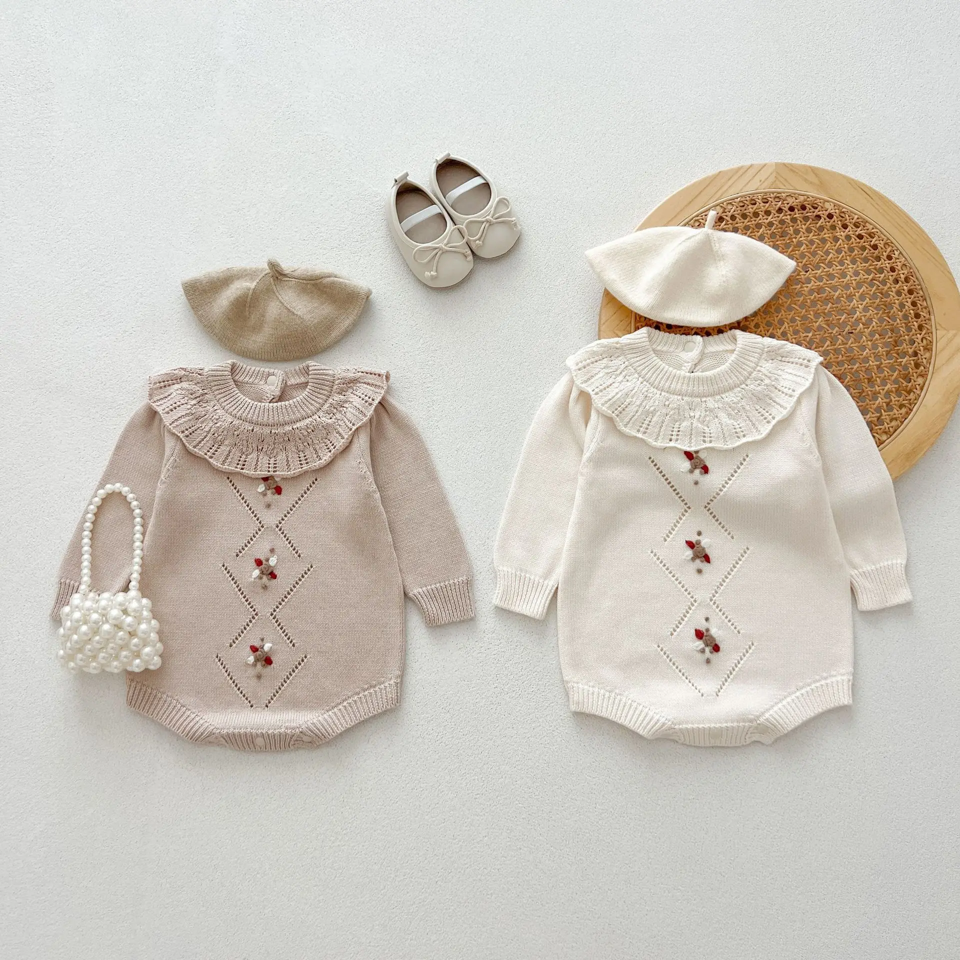 Ins Korean Autumn Baby Girls Rompers Cotton Knitted Embroidery Flower Infant Girls Bodysuit Ruffle Collar Toddler Girls Outfits