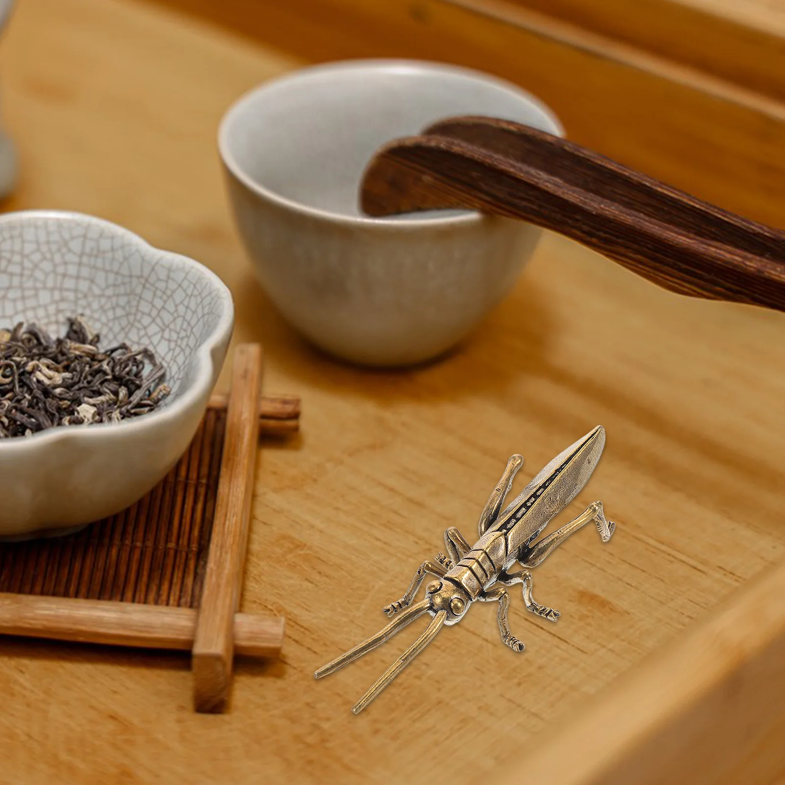 

Латунная фигурка саранчика, винтажные декоративные предметы, ремесла, украшение стола, садовый орнамент