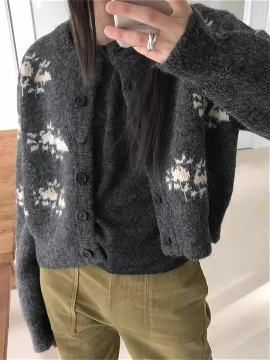 

Winter Vintage Flower Casual Versatile Short Knitted Cardigan Sweater Jacket