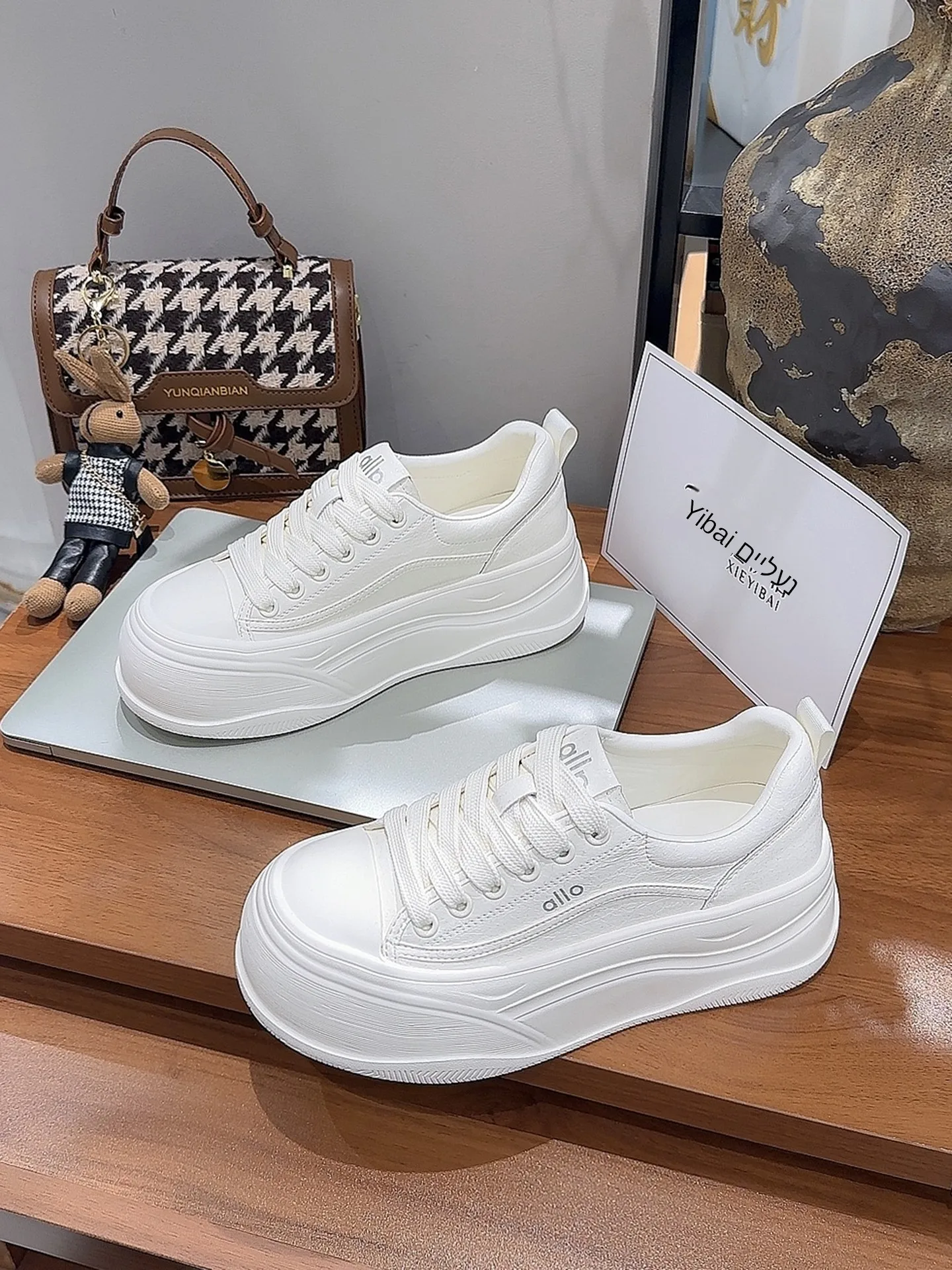 zapatillas-de-plataforma-de-cuero-de-suela-gruesa-para-mujer-estilo-casual-de-cana-baja-a-la-moda-para-primavera-y-verano-que-aumentan-la-altura-combinan-con-todo