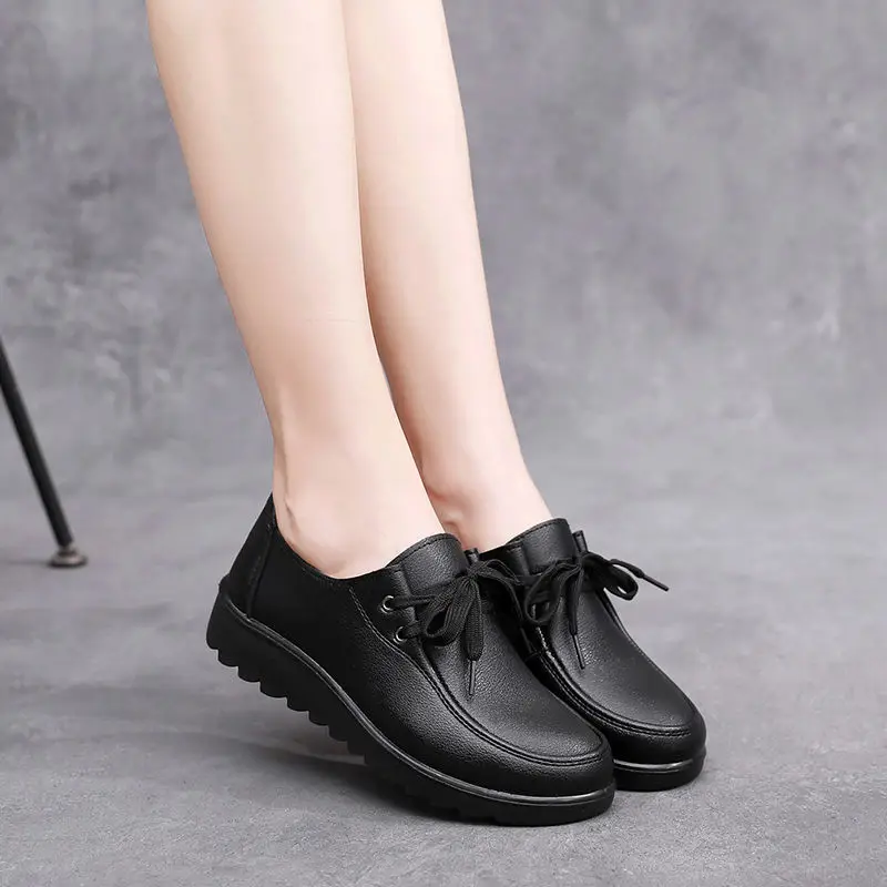 Spring Autumn Women Sneakers Lace-up Casual Shoes Black Leather Flats Commuter Shoes Daily Soft Sole Loafers Leisure Thin Shoes