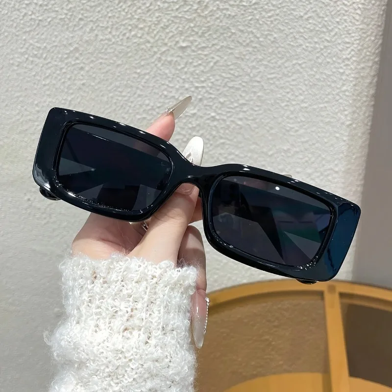 New Trendy Unisex Square Summer Sunglasses Suitable for Travel, Hiking, and Vacation Matching