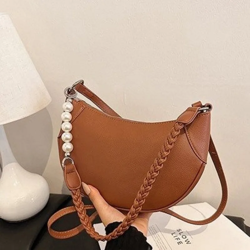 

Modern Crossbody Bag With Adjustable Webbing Strap For Women Lightweight Underarm Bag For Hands Free Convenience