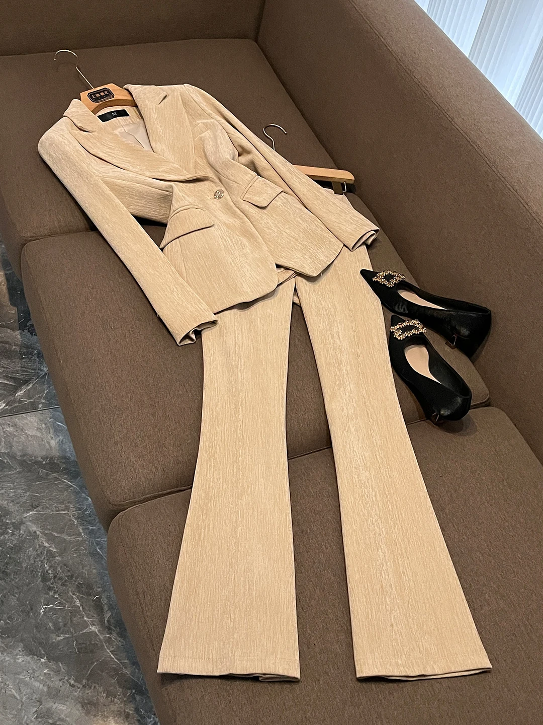 

2025 Autumn Winter Velvet Suit Casual Profional Women's Set Faionable Personali Leisure Career Single Button Coat