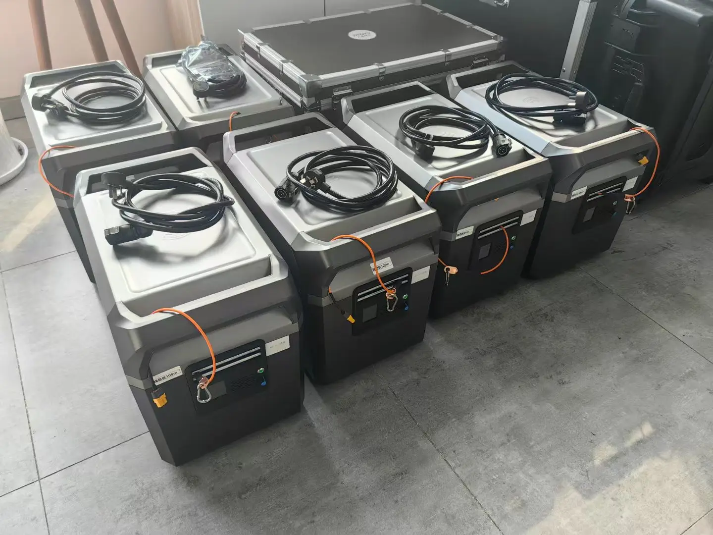 Ground Power Station 12V to 220V Inverter Delivery Dro ne Tethered Fiber Optical Security with Motion Sensor and Ca mera