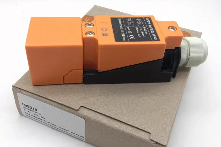 

Индуктивный прямоугольный бесконтактный переключатель IM0010 Индуктивный переключатель IM5019 Датчик IM5020 Гарантия один год