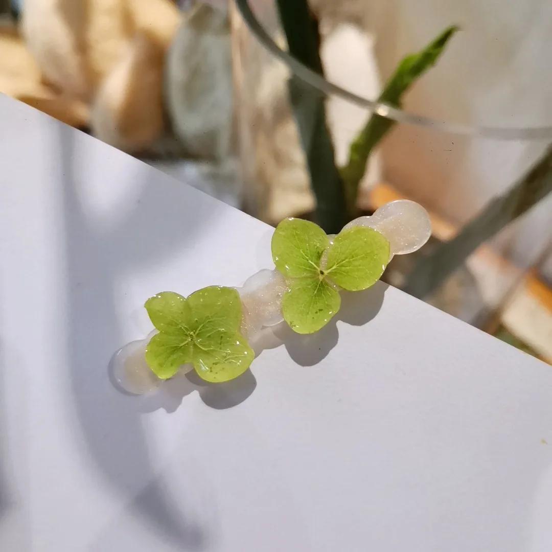3232 Wholesale Forest Style Green Hydrangea Resin Dried Flower Petal Hair Clip Duckbill Clip Creative Christmas Birthday Gift