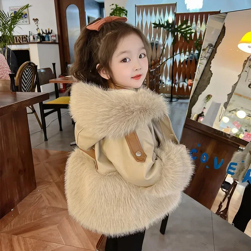 Girls\' Autumn and Winter Coat 2024 New Baby Winter Foreign Style Fleece Leather Jacket Children\'s Top Little Girl Fur