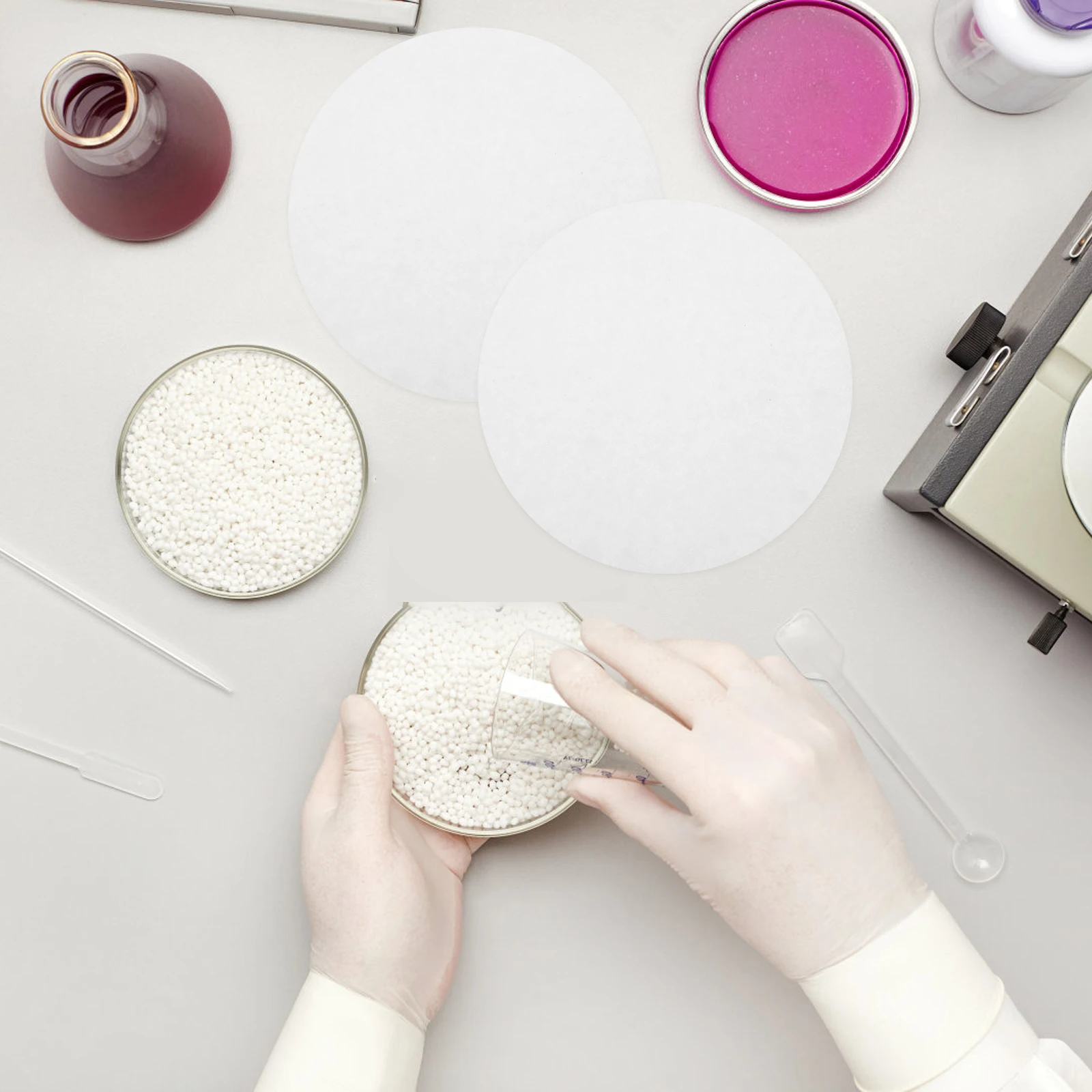 

100 pcs 9Cm Dia Medium Flow Rate Qualitative Filter Paper For Chemistry Experiments Discs White Lab Supplies Teaching Equipment