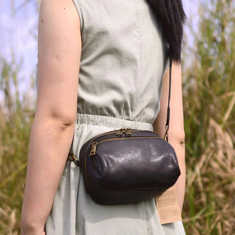 Retro Fashionable Women's Crossbody Bag Top Layer Tanned Cowhide Pure Leather Makeup Bag Small Backpack Versatile Commuter Style