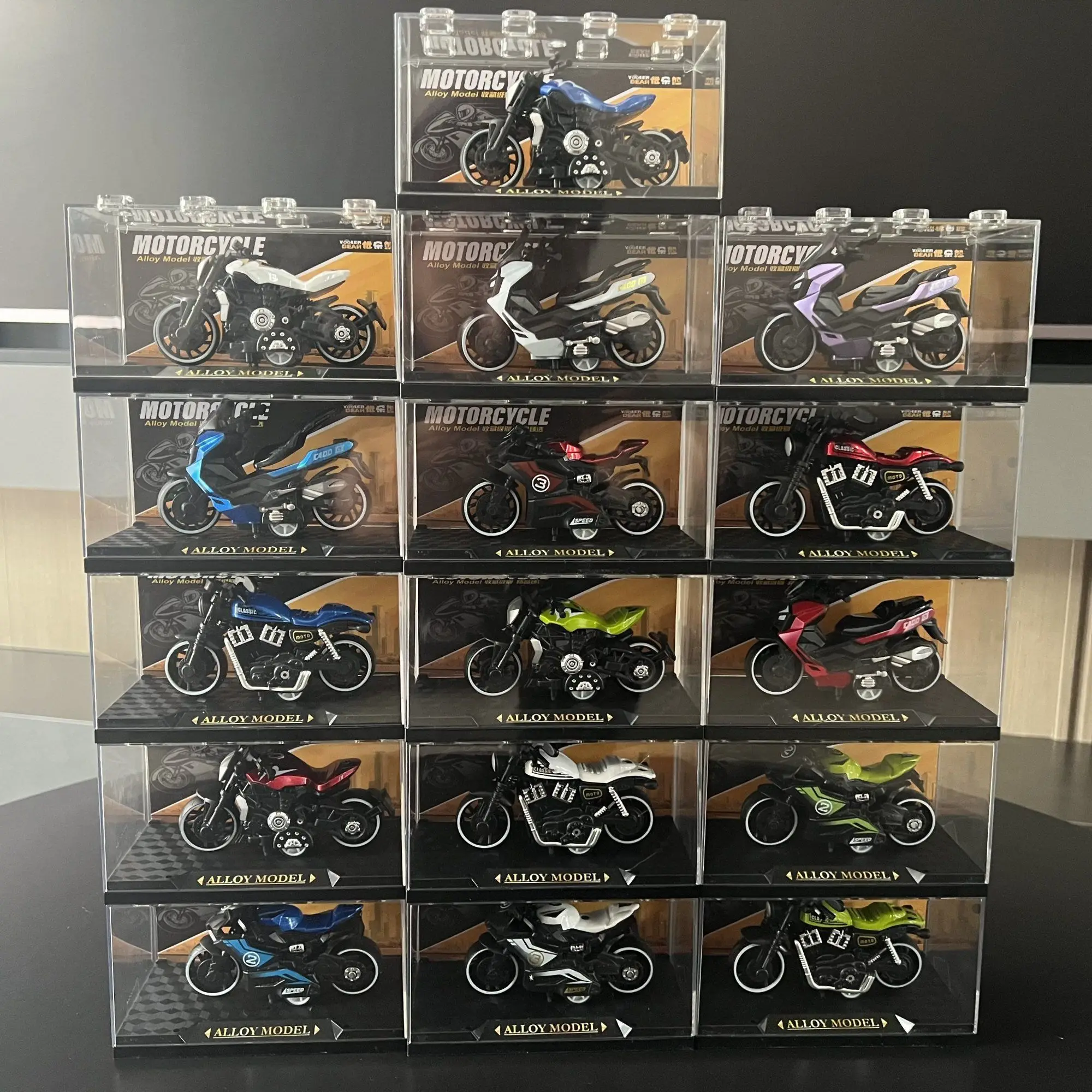 디스플레이 박스가 포함된 최신 멋진 합금 리바운드 클래식 복고풍 오토바이, 소년의 수집용 장난감 자동차 시뮬레이션 모델 선물