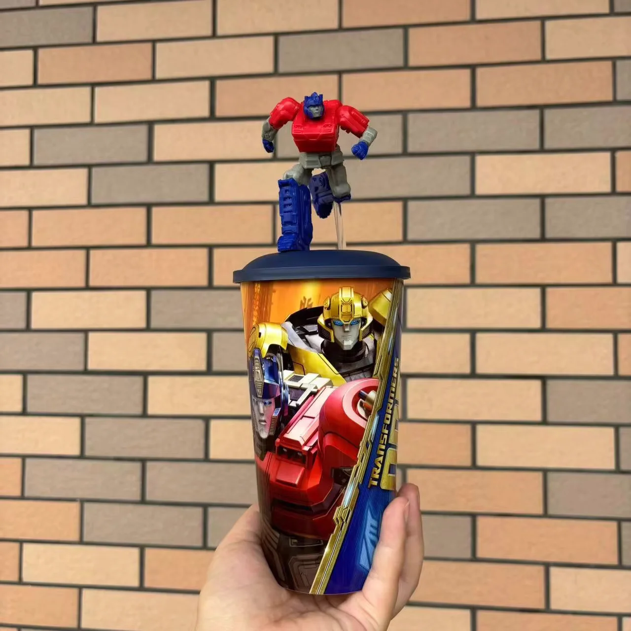 New Movie 《Transformers One》 Optimus Prime Bumblebee Topper Cup Figuine Cinema Collectible Model Gift Capacity 22oz - view 4