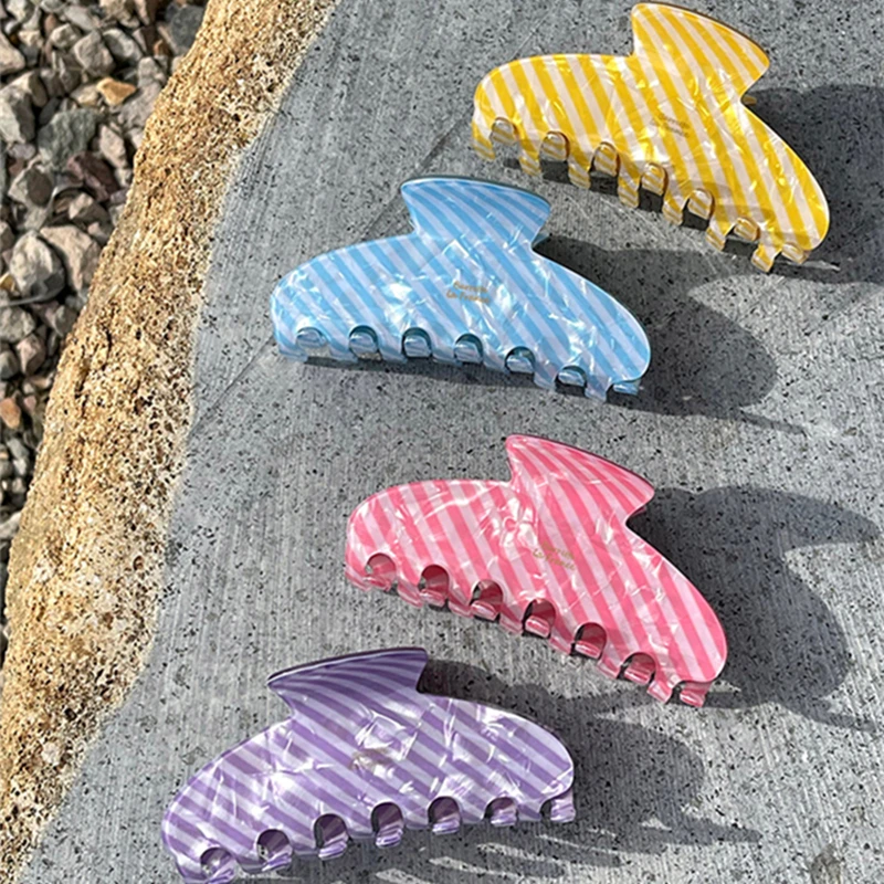 Colorful Rhinestone Acrylic Hair Claw Stripe Shark Hair Clips Geometry Accessories for Women Travel Party HangZhi 2022 New