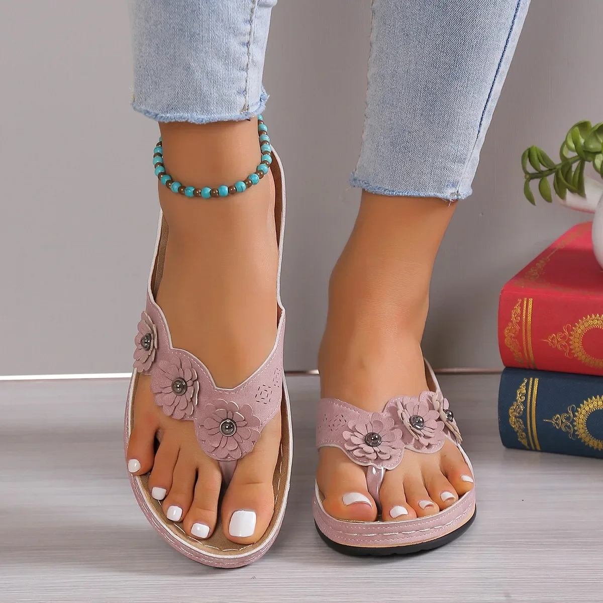 Middle aged Mom Summer Women\'s Sandals Slippers Flat Heel Soft Sole Elderly Sandals women shoes Sandals