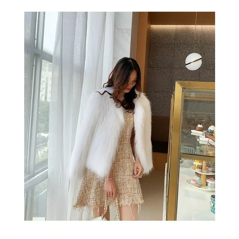 Nowy damski płaszcz futrzany, zimowy płaszcz ze sztucznego futra norek, damski ocieplany bawełną, pogrubiony futrem z lisa, młodzieżowy, krótki, wyszczuplający szal, odzież wierzchnia