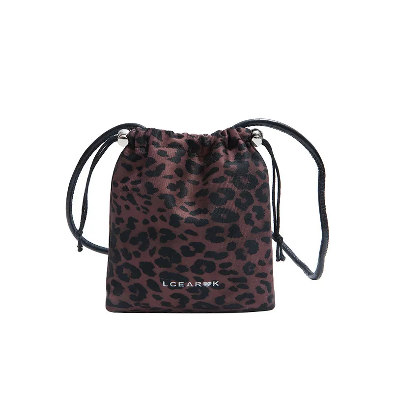 

2025 New Women Mini Leopard Print Crossbody Bag Drawstring Design Bucket Bag Retro Brown Leopard Print Small Handbag Storage Bag