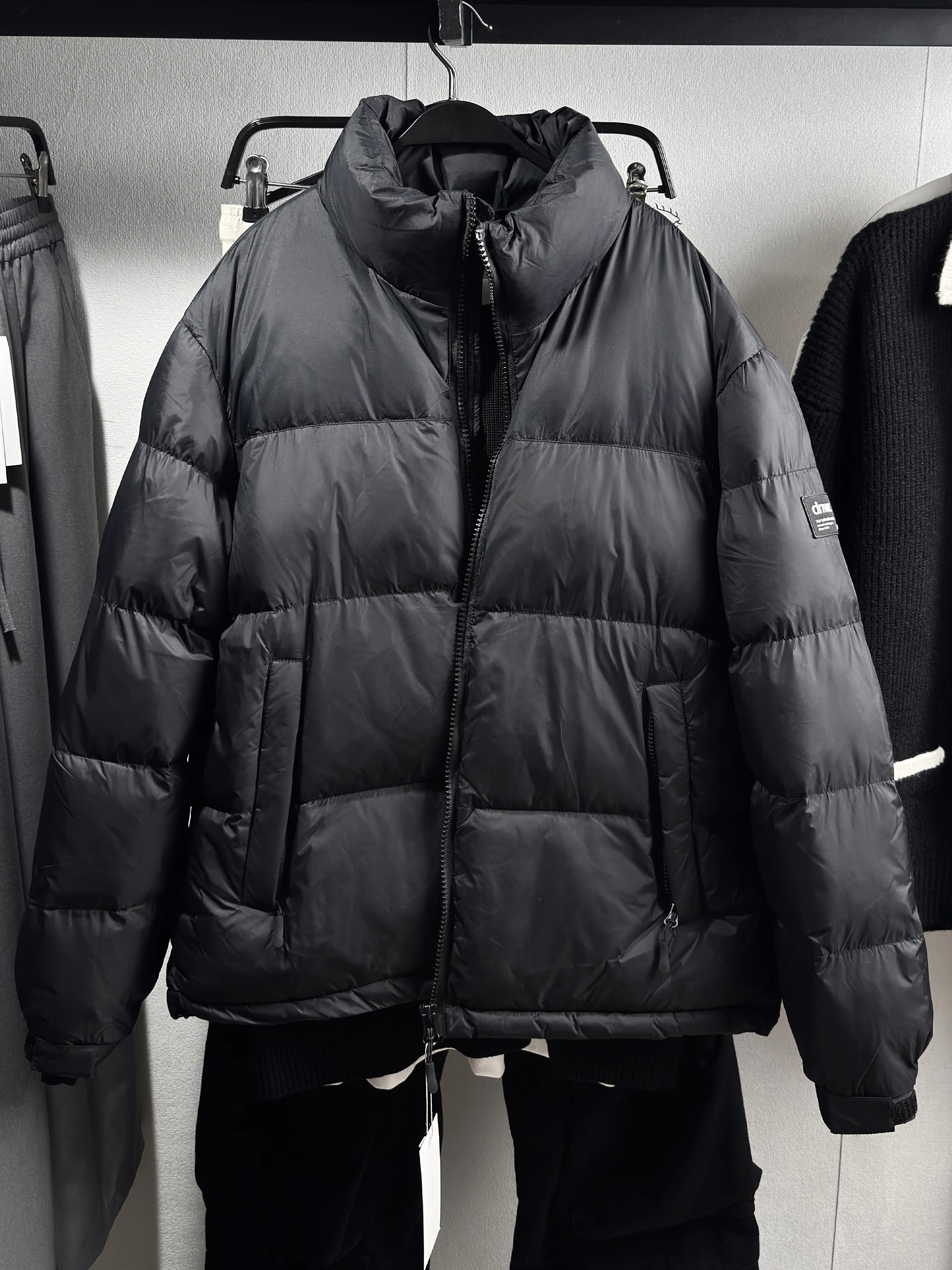 

Men's Winter Thiened Casual Loose Cotton Jaet Stand Collar Warm Outerwear Polyester Fiber Youth Faion Regular Length Zi...