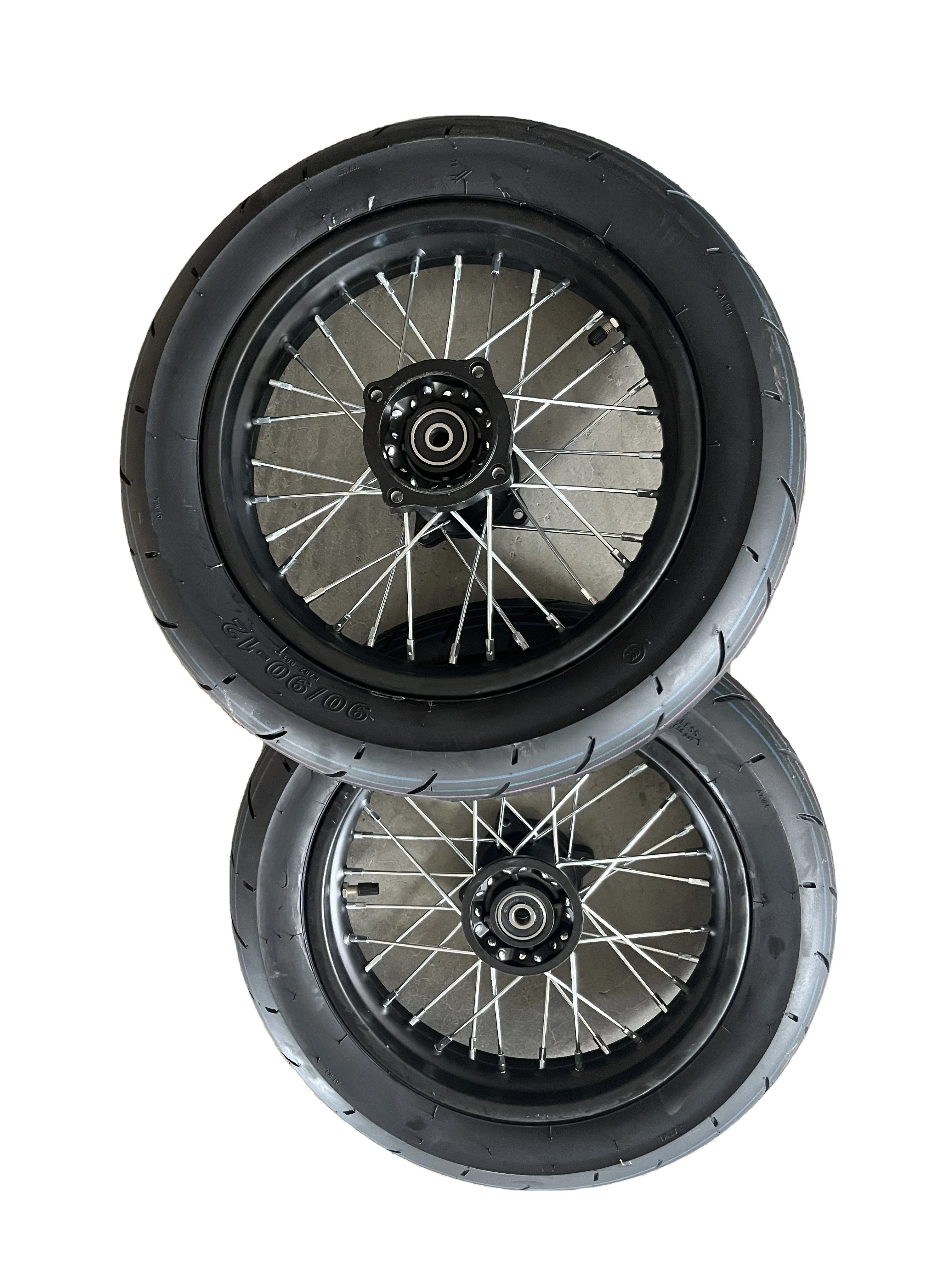 1.85*12-Inch Iron Rim Wheel Tire Set Condition Electric Off-Road for Dirt Bike 90/90-12 Tire Casings Wheel