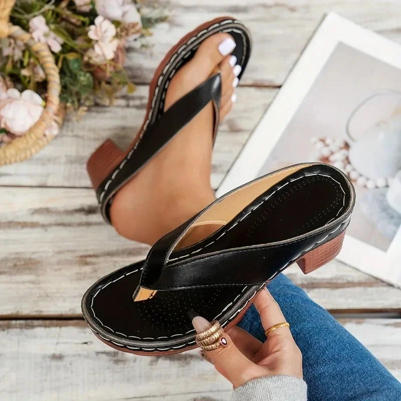 2025 Summer New Women’s Flip Flops Slippers Outdoor Round Toe Chunky Heels Sewing Sandals for Plus Size Hot Sale Daily Slippers