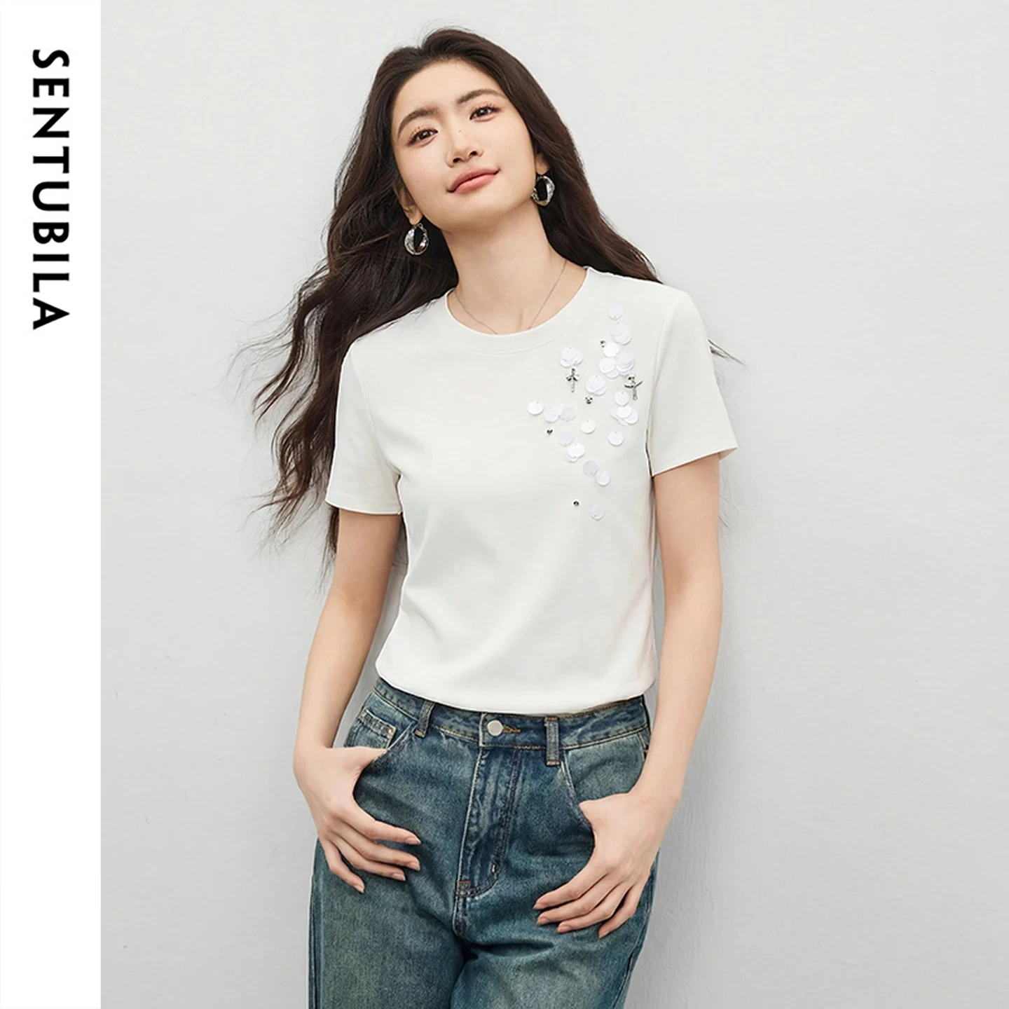 SENTUBILA Casual Cotton T-shirt for Women 2026 Summer Crew Neck Cluster Sequin Simple Straight Short Sleeve Knit Top 162TG7021S