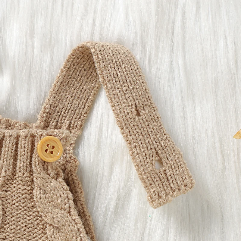 Thumbnail 3 - #35 Compare Baby Outfits Before You Buy