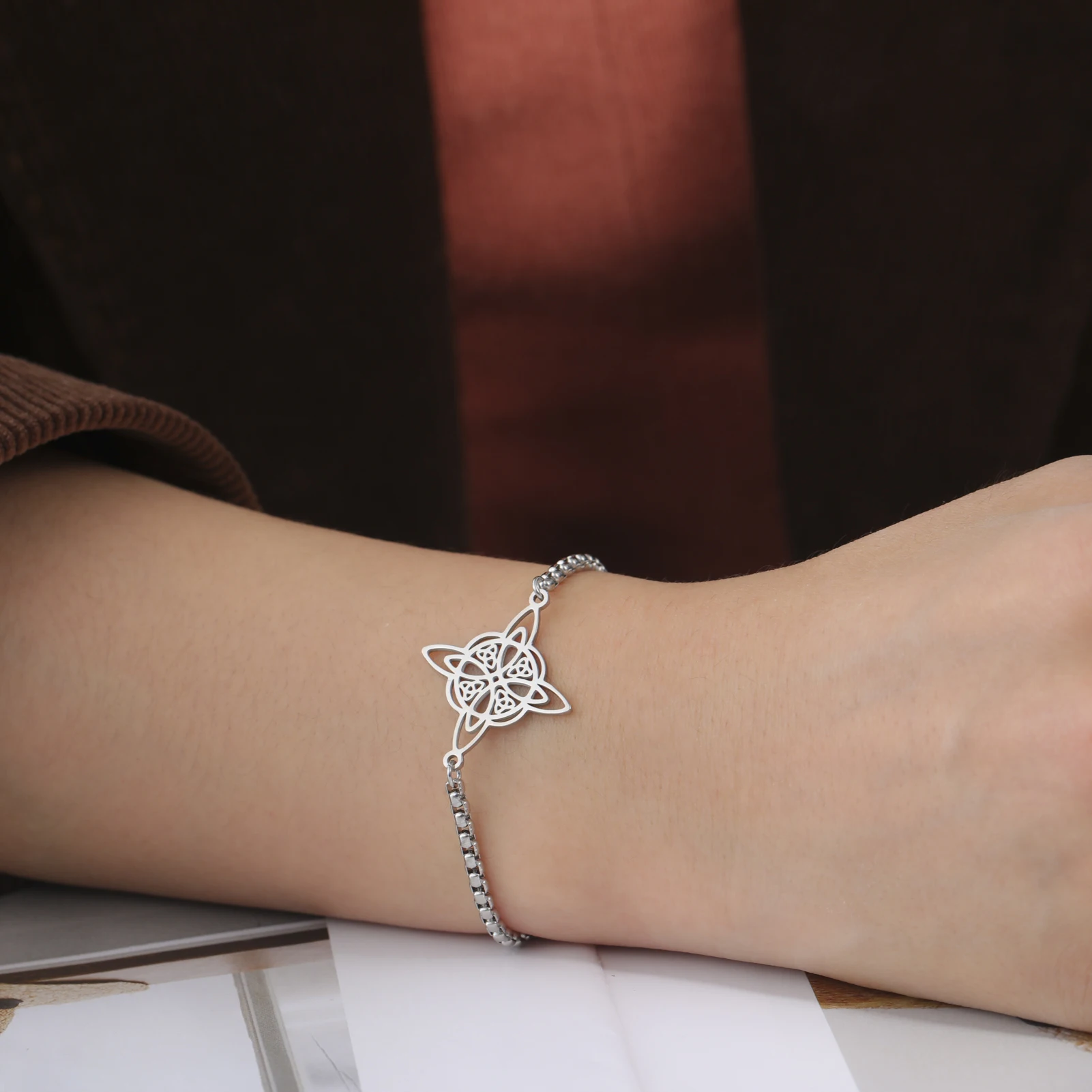 Kkjoy Hexenknoten-Armband mit keltischem vierzackigen Stern, Edelstahl, Wicca-Armband, okkultes Amulett, Charms, Schmuck, Geschenk für Frauen – Detail 19
