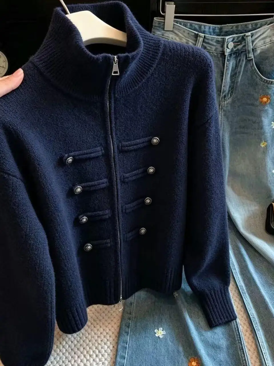 French Style Knitted Short Loose Women's Sweater Coat Stand Collar Zipper Design Autumn Winter Slimming Top Quality Fabric