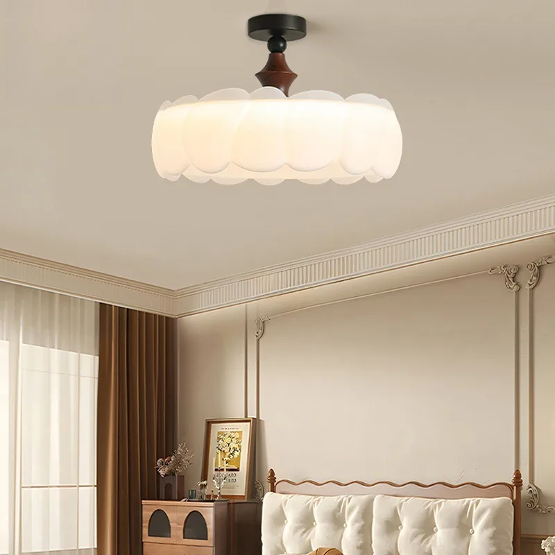 Full spectrum eye protection LED light medieval cream wind bedroom ceiling light Nanyang wind restaurant princess r