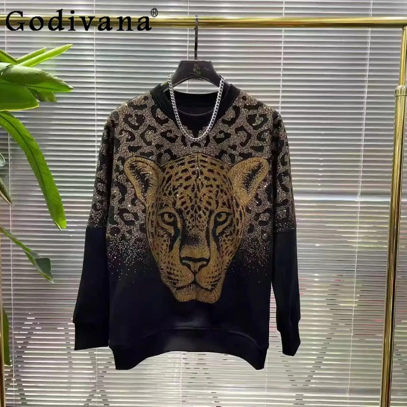 

2025 Новая мода, красивый тренд, универсальный свитер с длинными рукавами для отдыха, свободный черный индивидуальный топ с круглым вырезом и бриллиантами